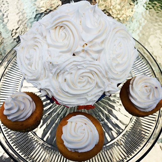 Banana giant cupcake