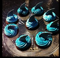 San Jose shark cupcake